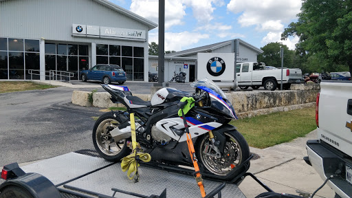 Motorcycle Dealer «Alamo BMW Motorcycles», reviews and photos, 25600 Interstate 10 Frontage Rd, Boerne, TX 78006, USA