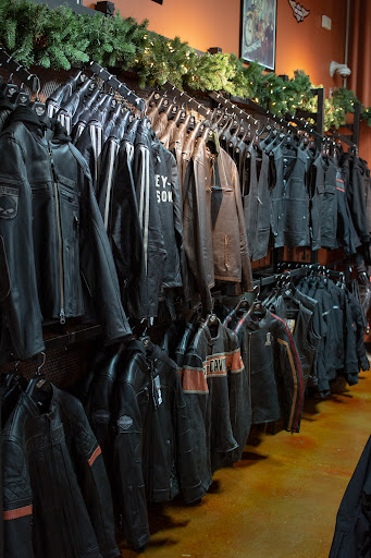 Harley-Davidson Dealer «Bergen County Harley-Davidson (Service Opens 9am)», reviews and photos, 124 Essex St, Rochelle Park, NJ 07662, USA