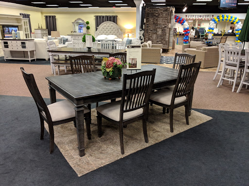 Furniture Store «Mor Furniture for Less», reviews and photos, 5156 N Blackstone Ave, Fresno, CA 93710, USA