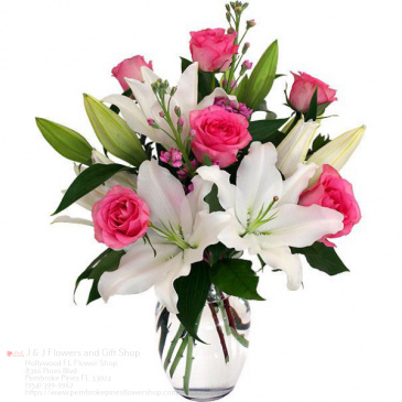 Florist «J & J Flowers and Gifts Shop», reviews and photos, 8366 Pines Blvd, Pembroke Pines, FL 33024, USA