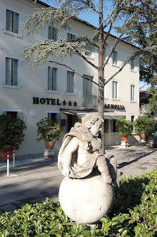 Hotel Magnolia Str. Terraglio, 136/2, 31022 Preganziol TV, Italia