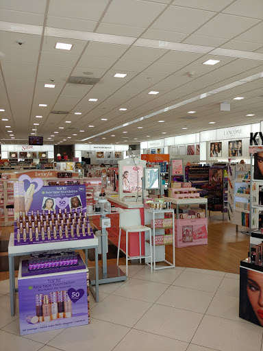 Cosmetics Store «Ulta Beauty», reviews and photos, 15732 N Dale Mabry Hwy, Tampa, FL 33618, USA