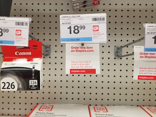 Office Supply Store «Staples», reviews and photos, 3500 8th St SW, Altoona, IA 50009, USA