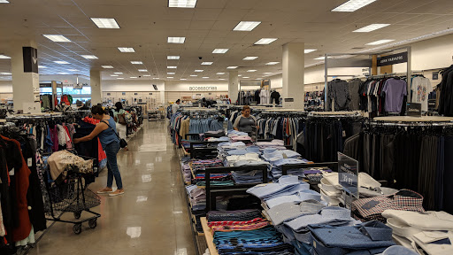 Department Store «Nordstrom Rack Centre at Post Oak», reviews and photos, 5000 Westheimer Rd #500, Houston, TX 77056, USA