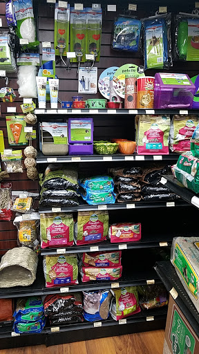 Pet Supply Store «Pet Valu», reviews and photos, 940 Bay Ridge Rd, Annapolis, MD 21403, USA