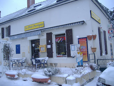 Restaurant Le petit Perrigny 19 Grande Rue, 89000 Perrigny, France