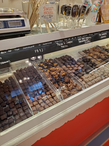 Shopping Mall «Washington Street Mall», reviews and photos, 401 Washington St, Cape May, NJ 08204, USA