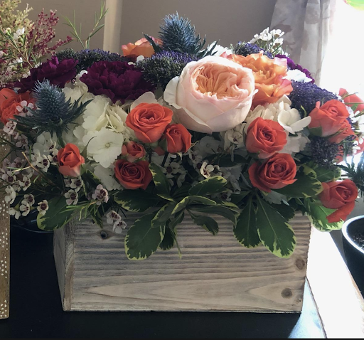 Florist «A Pretty Flower by A & A Floral Arts», reviews and photos, 2334 W Lawrence Ave #100, Chicago, IL 60625, USA