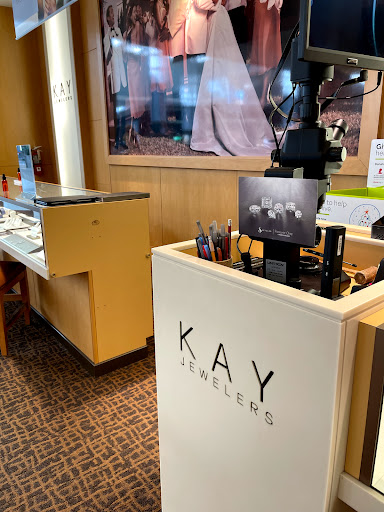 Jewelry Store «Kay Jewelers», reviews and photos, 18 E Towne Mall e, Madison, WI 53704, USA