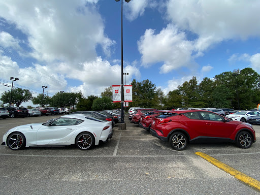 Toyota Dealer «Springhill Toyota», reviews and photos, 3062 Government Blvd, Mobile, AL 36606, USA