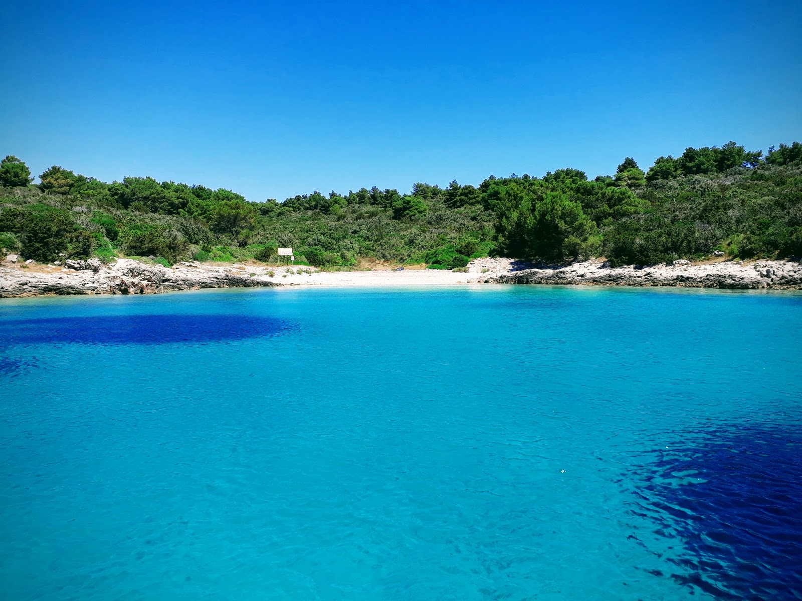 Zdjęcie Punta beach z powierzchnią biały kamyk