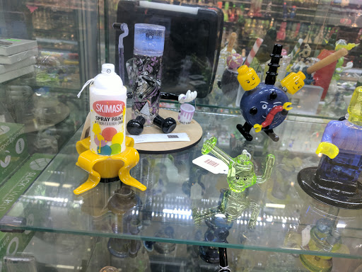 Tobacco Shop «Sky High Smoke Shop», reviews and photos, 33 W Southern Ave, Tempe, AZ 85282, USA