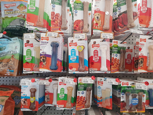 Pet Supply Store «Central Garden & Pet Co», reviews and photos, 13227 Orden Dr, Santa Fe Springs, CA 90670, USA