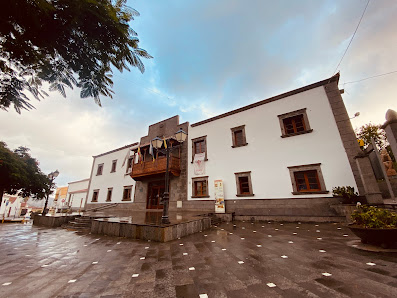 Ayuntamiento de San Bartolomé de Tirajana Pl. de Santiago, 1, 35290 San Bartolomé de Tirajana, Las Palmas, España