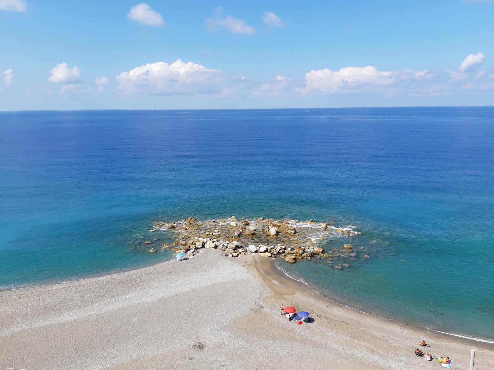 Zdjęcie Capo Skino beach z poziomem czystości wysoki