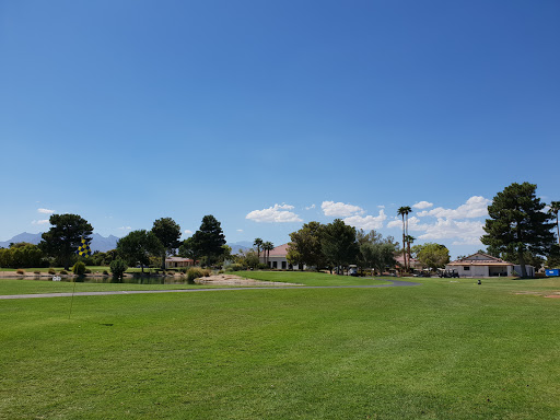 Golf Course «Dos Lagos Golf Course», reviews and photos, 4507 Cabot Dr, Corona, CA 92883, USA