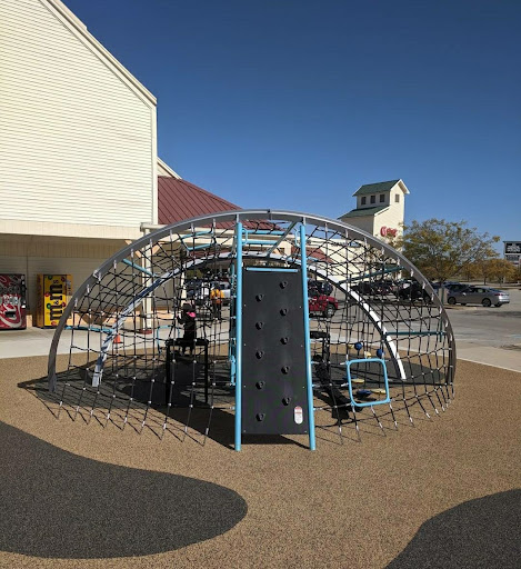 Shopping Mall «Edinburgh Premium Outlets», reviews and photos, 11622 NE Executive Dr, Edinburgh, IN 46124, USA