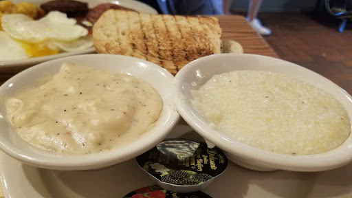 American Restaurant «Cracker Barrel Old Country Store», reviews and photos, 11993 Chase Plz, Cincinnati, OH 45240, USA