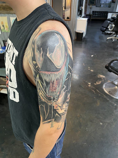 Explore simple hummingbird tattoo ideas, creative tattoo ideas in Bakersfield, available at Third Energy Tattoo & Piercing