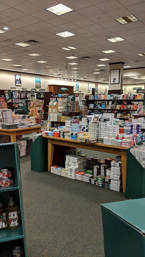 Book Store «Barnes & Noble», reviews and photos, 2191 N Rainbow Blvd, Las Vegas, NV 89108, USA