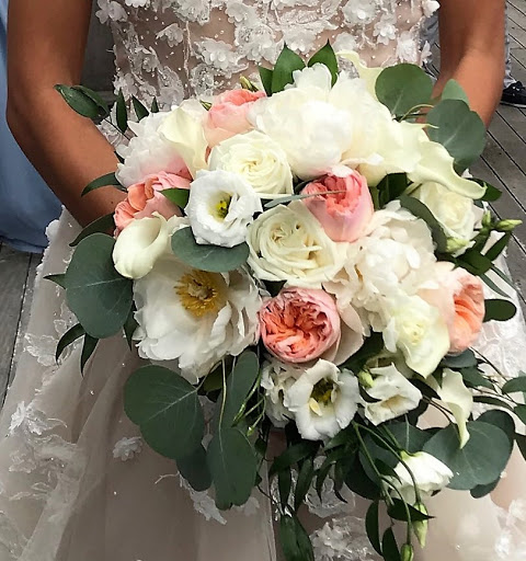 Florist «Gifts from the Heart Florist», reviews and photos, 783 Deer Park Ave, North Babylon, NY 11703, USA