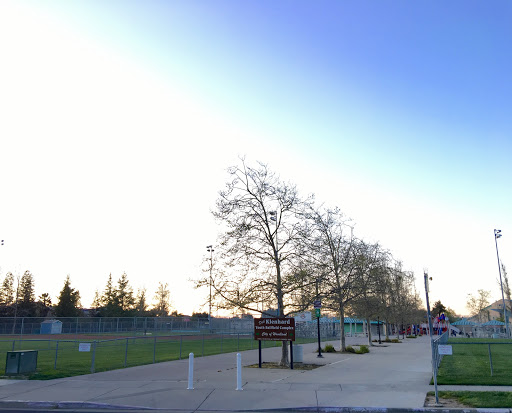 Park «Klenhard Park», reviews and photos, 1771 E Gum Ave, Woodland, CA 95776, USA