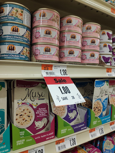 Pet Supply Store «Pet Supplies Plus», reviews and photos, 4024 Elkhart Rd #27, Goshen, IN 46526, USA