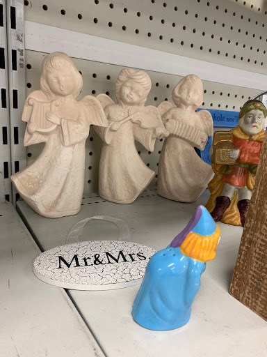 Thrift Store «GCF Donation Center & Store Sir Tyler», reviews and photos, 1745 Sir Tyler Dr, Wilmington, NC 28405, USA