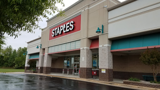 Staples, 10530 Campus Way S, Largo, MD 20774, USA, 