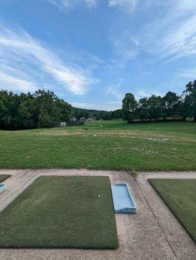 Golf Course «White Plains Golf Course», reviews and photos, 4000 N Plantation Dr, Cookeville, TN 38506, USA