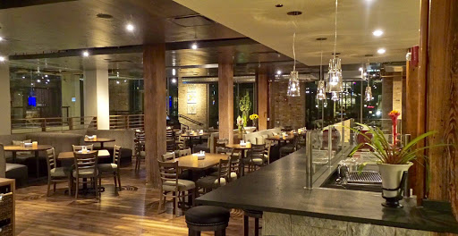 American Restaurant «Pinstripes», reviews and photos, 100 W Higgins Rd, South Barrington, IL 60010, USA