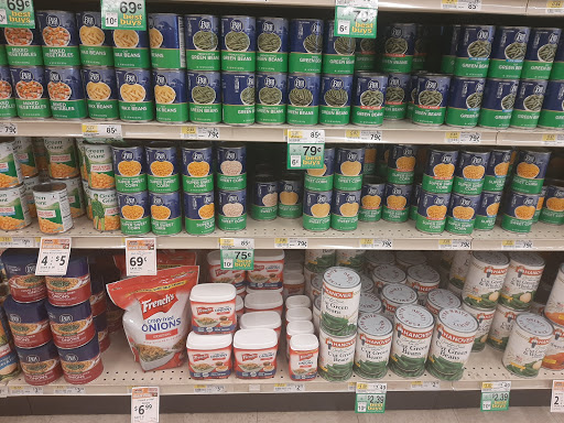 Grocery Store «Dutch-Way Farm Market - Schaefferstown», reviews and photos, 2495 Stiegel Pike, Schaefferstown, PA 17088, USA