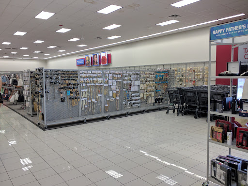 Clothing Store «Burlington Coat Factory», reviews and photos, 7747 Mall Rd, Florence, KY 41042, USA