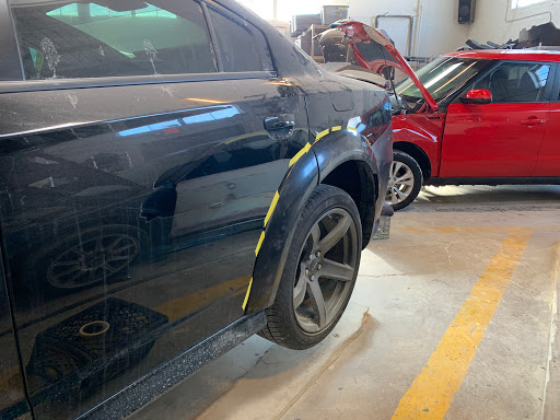 Auto Body Shop «E&M Auto Body Shop», reviews and photos, 3120 River Rd, River Grove, IL 60171, USA
