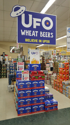 Liquor Store «Super Phipps Liquors», reviews and photos, 485 E Main St, Westfield, MA 01085, USA