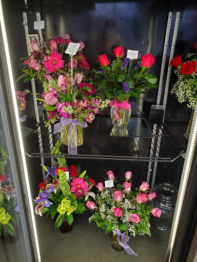 Florist «Up-Towne Flowers & Gift Shoppe», reviews and photos, 2145 W Dublin Granville Rd, Worthington, OH 43085, USA