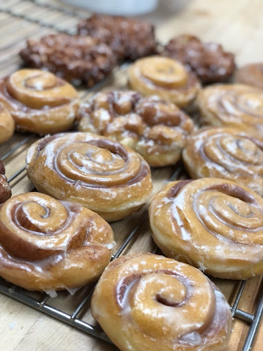 Donut Shop «Ferguson Donut Shop», reviews and photos, 8537 Ferguson Rd, Dallas, TX 75228, USA