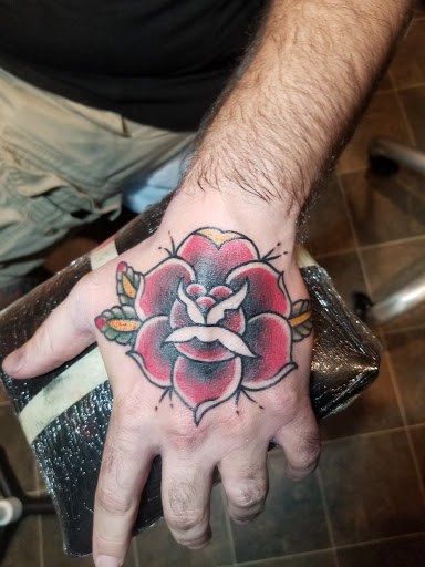 Tattoo Shop «American Tattoo Art», reviews and photos, 1721 Laskin Rd #112, Virginia Beach, VA 23454, USA