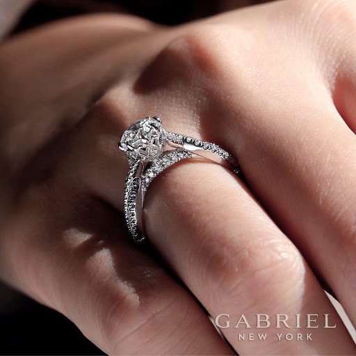 Jewelry Store «Carioti Jewelers», reviews and photos, 175 Cleveland Ave, Columbus, OH 43215, USA