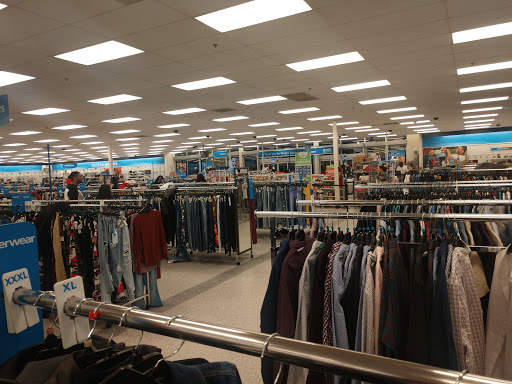 Clothing Store «Ross Dress for Less», reviews and photos, 1700 Norman Dr, Valdosta, GA 31601, USA