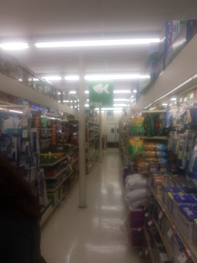 Pet Supply Store «Pet Supplies Plus», reviews and photos, 425 Water St, Chardon, OH 44024, USA