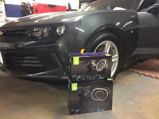 Car Stereo Store «Soundbytes Automotive Electronics,Inc», reviews and photos, 328 W N Ave, Northlake, IL 60164, USA