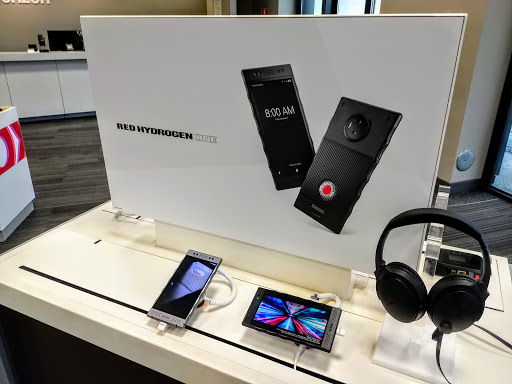 Cell Phone Store «Verizon», reviews and photos, 29523 Plymouth Rd, Livonia, MI 48150, USA