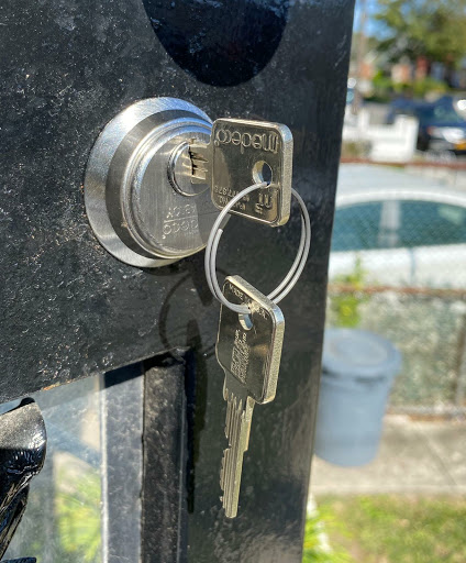 Locksmith «The Locksmith House», reviews and photos, 880 Wyckoff Ave, Brooklyn, NY 11237, USA