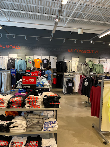 Sporting Goods Store «Nike Factory Store», reviews and photos, 1 Premium Outlet Blvd #699, Tinton Falls, NJ 07753, USA