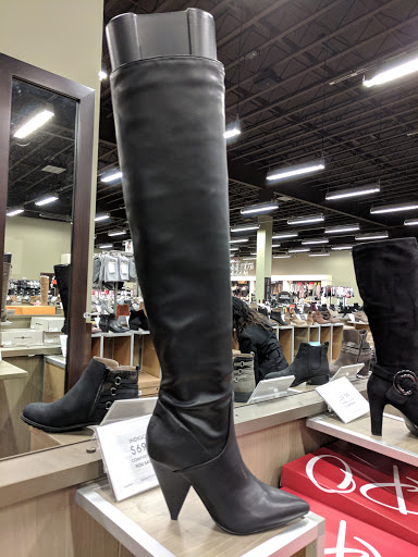 Shoe Store «DSW Designer Shoe Warehouse», reviews and photos, 160 Oakway Rd #300, Eugene, OR 97401, USA