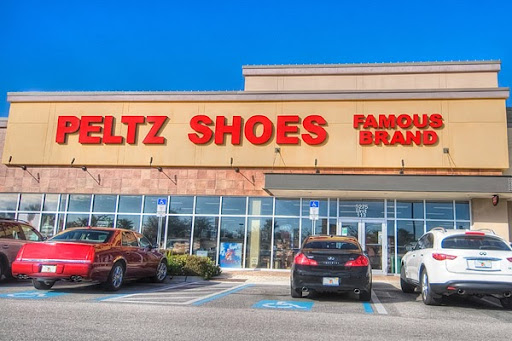 Peltz Shoes - Bradenton Store, 5275 University Pkwy, University Park, FL 34201, USA, 