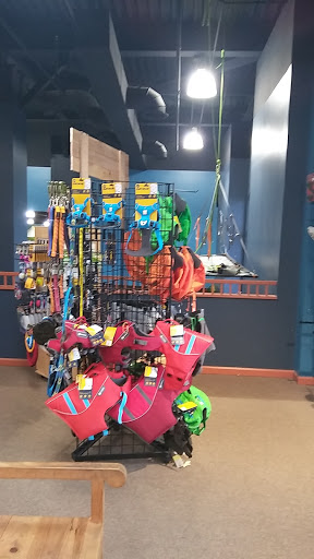 Outdoor Sports Store «Quest Outdoors», reviews and photos, 4600 Shelbyville Rd Suite 133, Louisville, KY 40207, USA