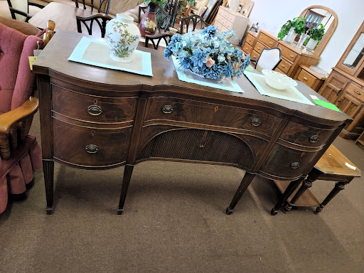 Thrift Store «Salvation Army Thrift Store», reviews and photos, 120 NW 10th St, Ocala, FL 34475, USA