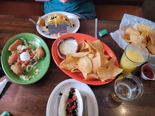 Mexican Restaurant «La Hacienda Del Rio», reviews and photos, 4 Taggart Dr, Nashua, NH 03060, USA